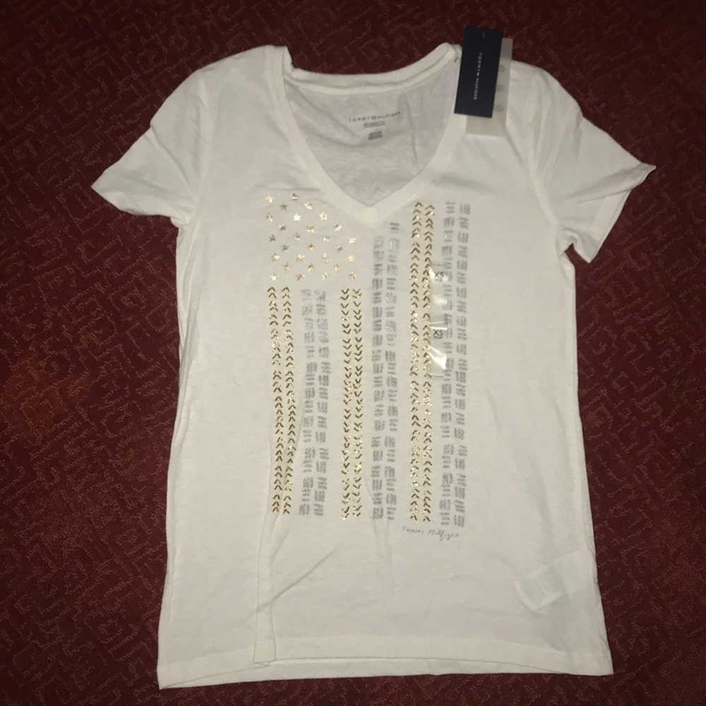 White Tommy Hilfiger tee shirt